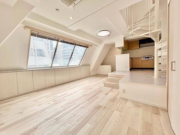 「空間が織り成すひとつ先の住み心地」を演出します。