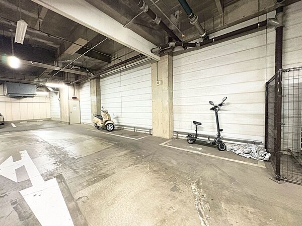 バイク置き場もございます。※空き状況は都度ご確認下さい。