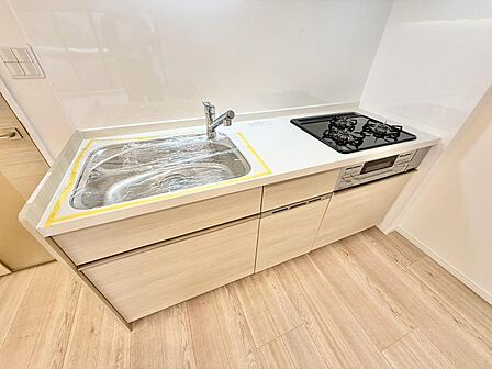 使いやすくスタイリッシュなキッチン空間になっております。