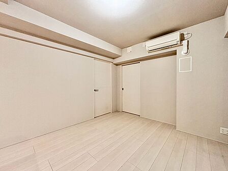 伸びやかな空間のなかで、ゆったりとしたひとときを過ごせます。