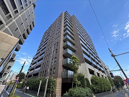 飽きのこないシンプルモダンな外観です。
