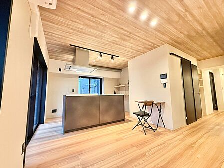 充実した生活は伸びやかな居室空間から始まります。