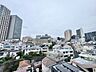 バルコニー：眺望や窓からの景色が良いと、家で過ごす時間も快適です。