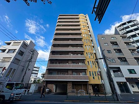 飽きのこないシンプルモダンな外観です。