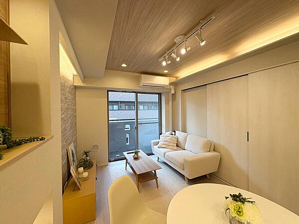 通風・採光に優れ、心地よい光と風が溢れています。