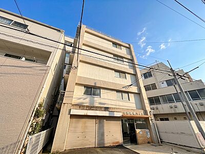 外観：飽きのこないシンプルモダンな外観です。