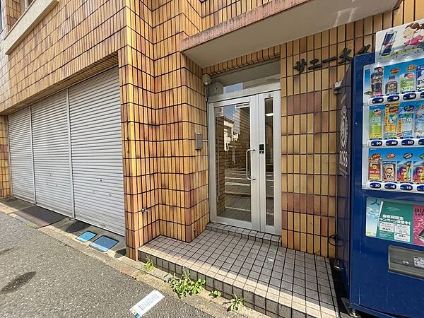 エントランス