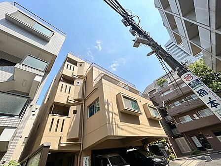 忙しく過ぎゆく日常を置き去るほど、ゆったりした時間が流れる住環境。