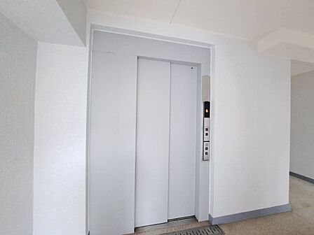 エレベーター完備のため荷物が多くなっても安心。