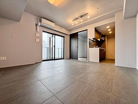 「空間が織り成すひとつ先の住み心地」を演出します。