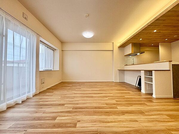 充実した生活は伸びやかな居室空間から始まります。