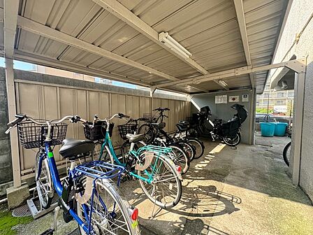 駐輪場も綺麗に整頓されています。※空き状況は都度ご確認下さい。