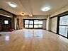 室内：充実した生活は伸びやかな居室空間から始まります。