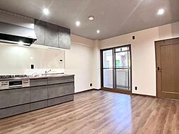 ワコーレロイヤルヒルズ 3DKのリビング/ダイニング