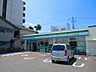 周辺：【コンビニエンスストア】ファミリーマート浜口西一丁目店まで341ｍ