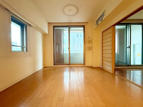 apartment 東京都大田区大森北３丁目43-7
地図を見る