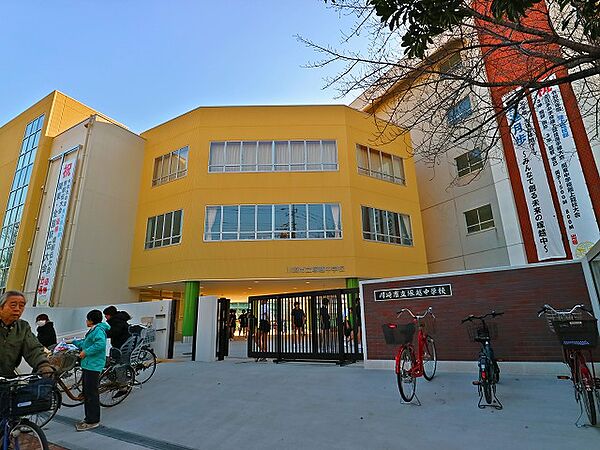 apartment 神奈川県川崎市幸区新塚越1-2
地図を見る