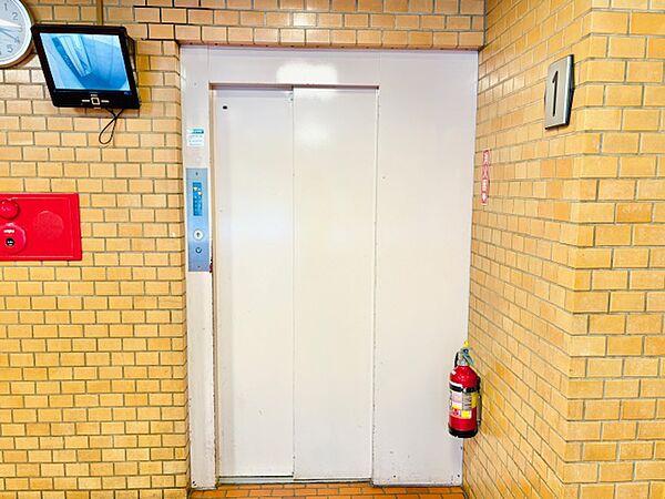 apartment 東京都大田区東糀谷３丁目12-11
地図を見る