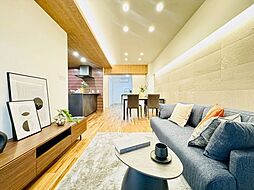 ドミール五番町 2号棟 2LDKのリビング/ダイニング