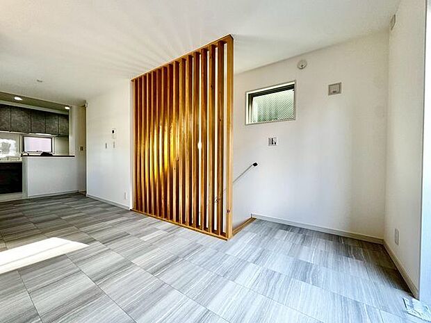 お気に入りのインテリアを加え、ゆとりある心地よい空間を演出してみませんか？