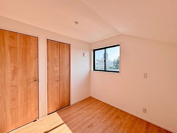 シンプル・イズ・ベストが基本。プレーンな空間を自分好みに。いつまでも快適に暮せる住まいへ。