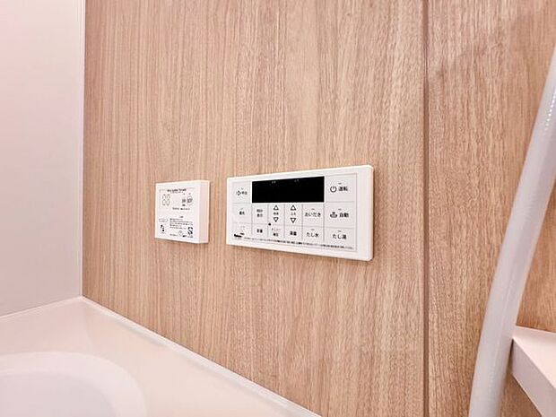 多彩な機能満載のリモコンは、毎日のお湯ライフをより楽しく便利にしてくれる機能がいっぱいです。