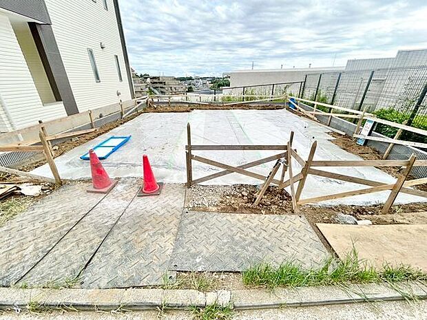 街の環境と住む人の暮らしを第一に考えられた家。時が経てば経つほどにその価値が深まります。