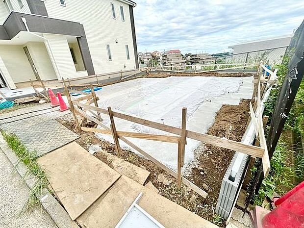 2階にリビングを配置。四季を通して、さわやかな暮らしが叶う住まいへ。