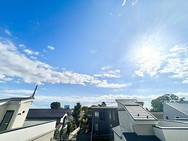 さまざまな表情の景色を眺めながら、くつろぎのひと時をお過ごし頂けます。