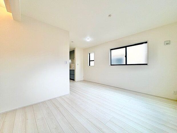 洗練されたデザインと機能性が織りなすこだわりの住空間。ゆったりとした時間をお過ごしください。