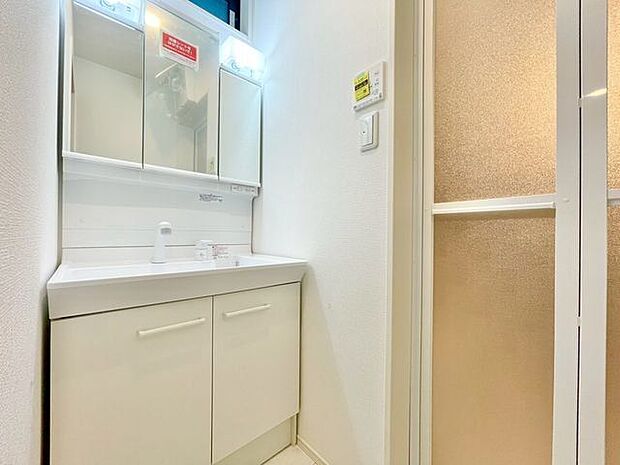 一日の始まりと終わりを心地よく演出してくれる、多彩な機能が備えられたパウダールーム。