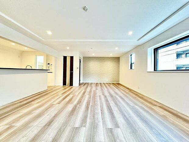 お気に入りのインテリアを加え、ゆとりある心地よい空間を演出してみませんか？