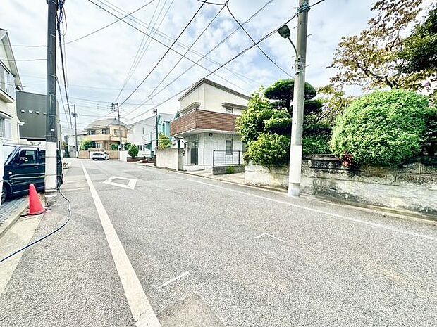 豊かな自然と多彩な生活利便施設が融合した環境。快適な家族の日々を叶えるための舞台が広がっています。