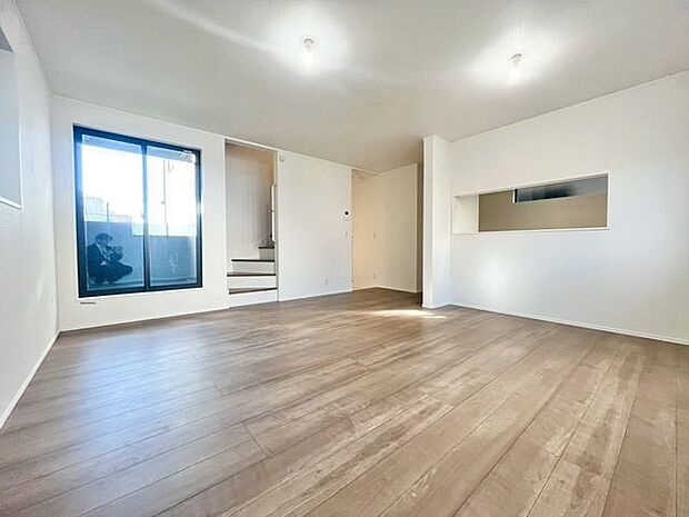 太陽の恵みを受けた明るくあたたかいお住まい。吹きぬける風を感じながら爽やかで風通しの良い暮らし。