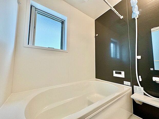 心と身体にやすらぎを与えてくれます。そして毎日のバスタイムを贅沢に、豊かにしてくれます。