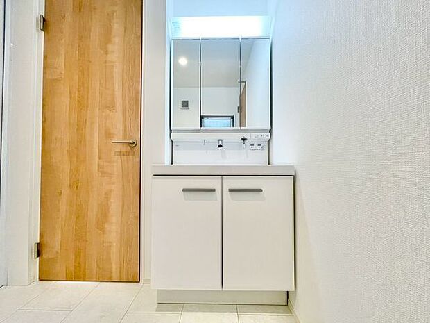 一日の始まりと終わりを心地よく演出してくれる、多彩な機能が備えられたパウダールーム。