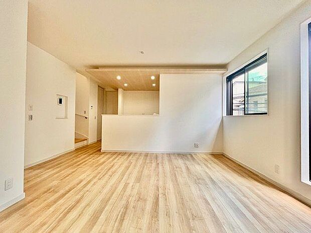 少しでも豊かに快適に。そんな想いから生まれた邸宅は、これから先の生活をきっと支えてくれるはずです。