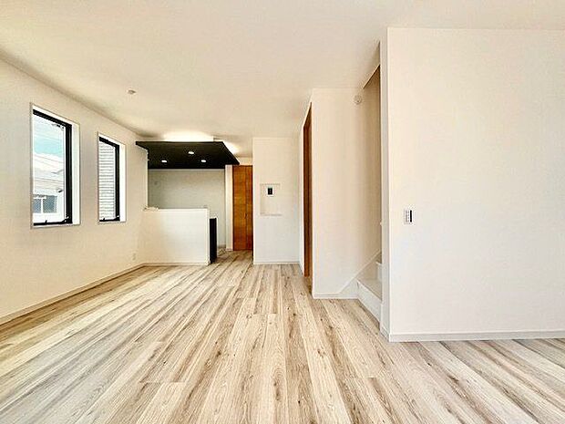 会話が弾むリビング、料理が愉しくなるキッチン。家は、ただ生活する場ではなく、暮らしを愉しく、快適に。