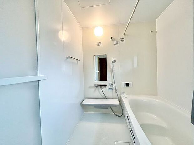 心と身体にやすらぎを与えてくれます。そして毎日のバスタイムを贅沢に、豊かにしてくれます。