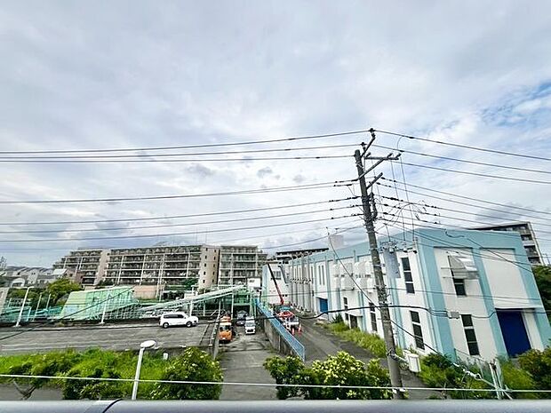 さまざまな表情の景色を眺めながら、くつろぎのひと時をお過ごし頂けます。