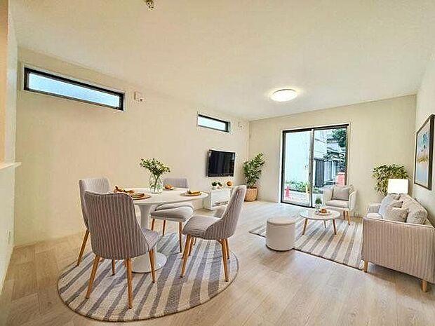 暮らしに優しい温もりと安らぎをもたらす住空間。（配置してある家具や小物はCGよるイメージです）