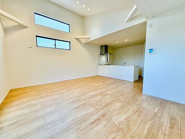 洗練されたデザインと機能性が織りなすこだわりの住空間。ゆったりとした時間をお過ごしください。