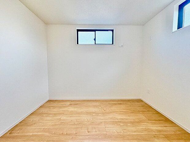 リビングで楽しく過ごした後はプライベートな時間を満喫。静かな環境でリラックスタイムをお過ごし下さい。