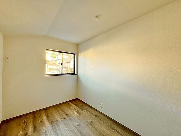 シンプル・イズ・ベストが基本。プレーンな空間を自分好みに。いつまでも快適に暮せる住まいへ。