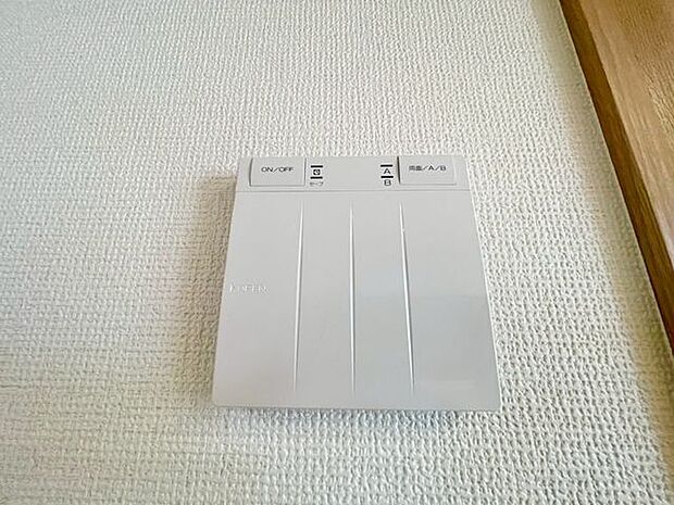 床暖房は空気を汚さず、ほこりも舞い上がらないので安心です。