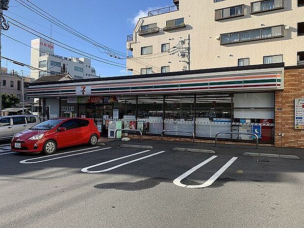 セブンイレブン大田区千鳥町駅前店 450m