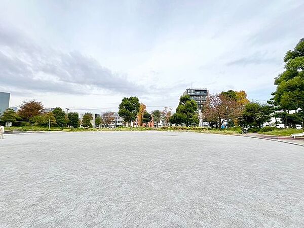潮見一丁目遊園 600m