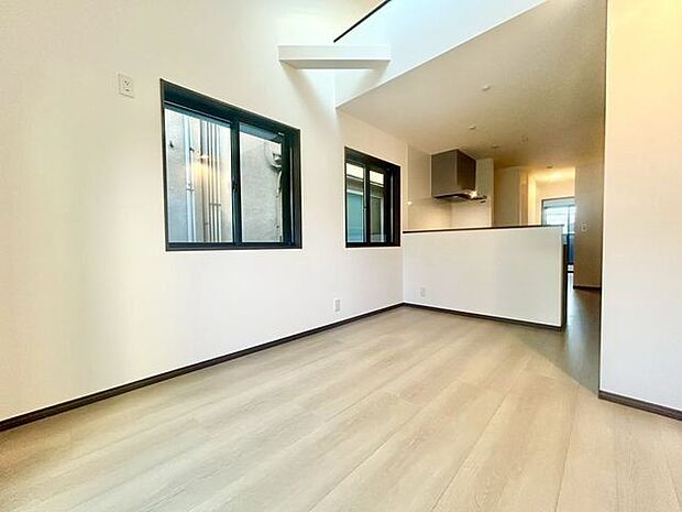 洗練された内装の住空間。伸びやかな空間のなかで、ゆったりとしたひとときを過ごせます。