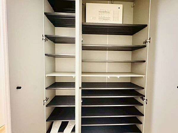玄関を拡大表示