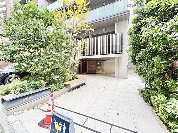 建物までのアプ...